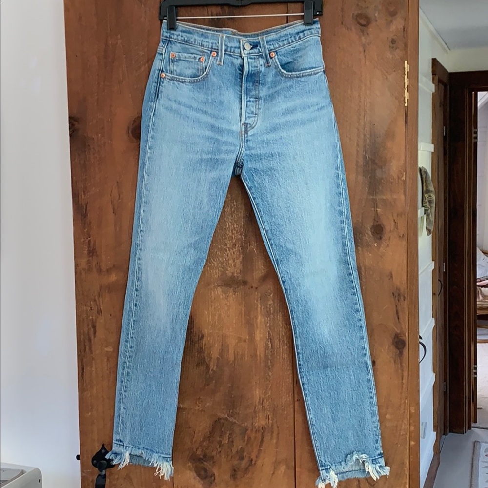 Levi’s Vintage 501 Skinny Ankle Crop Jeans